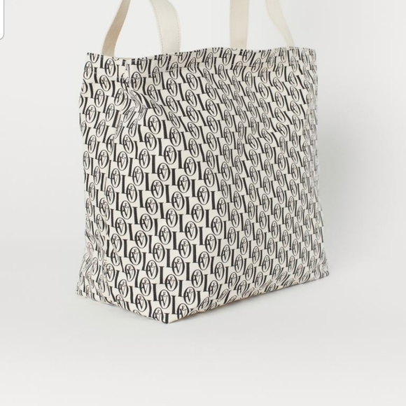 Love Stories X H&M Collab Beach Bag - Picture 2 of 5